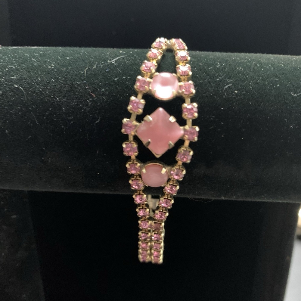 Vintage Pink Rhinestone Double Strand Gold Tone Bracelet Princess Cut‎ Center